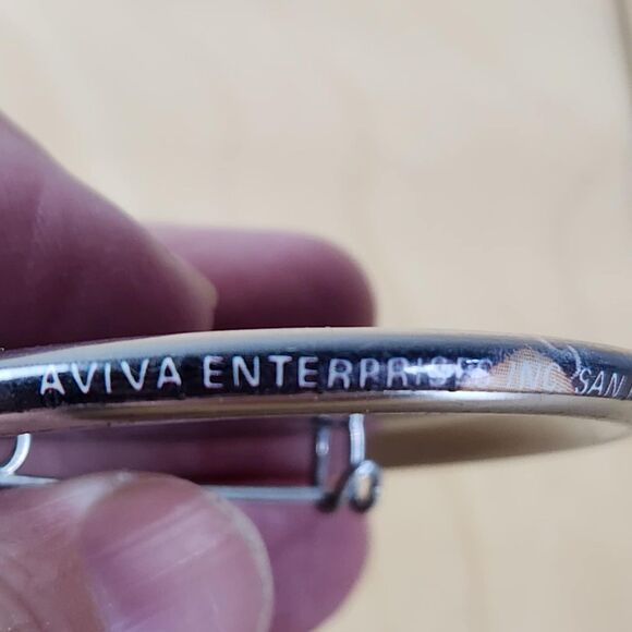 Set of 6 Vintage 1978 Star Trek 2 Inch Pin Back Buttons EUC - Picture 6 of 6